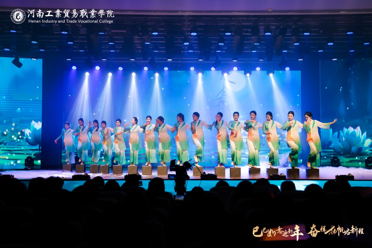 https://img.pailixiang.com/album/a8004612492/20997294.jpg?x-oss-process=style/pbig&fs=2998354