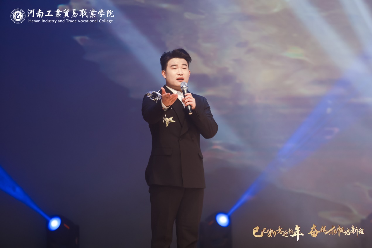 https://img.pailixiang.com/album/a8004612492/20543701.jpg?x-oss-process=style/pbig&fs=3543179