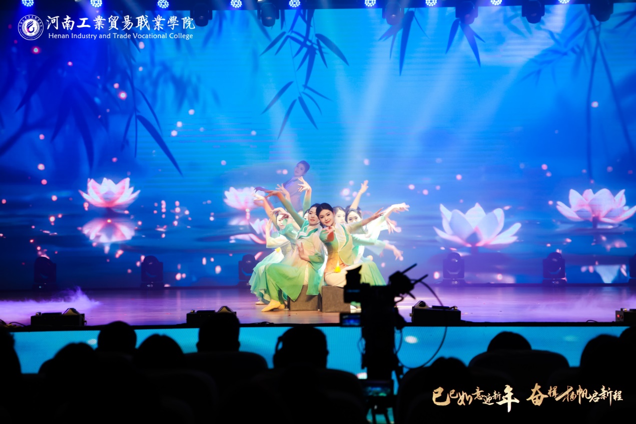 https://img.pailixiang.com/album/a8004612492/21217754.jpg?x-oss-process=style/pbig&fs=3606810