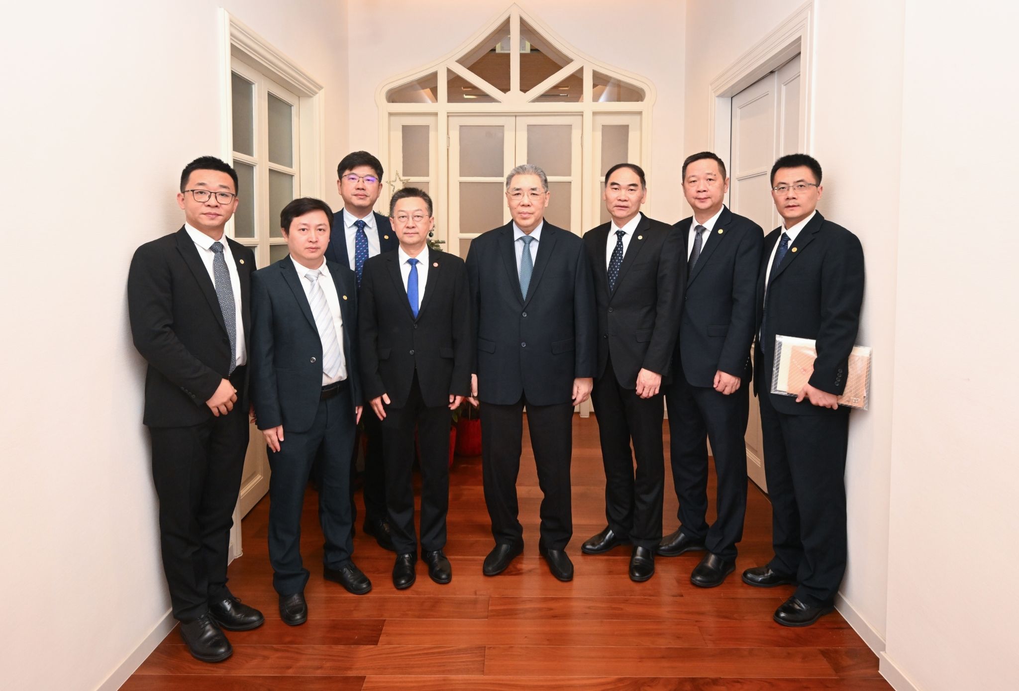 829677d555fea507d41ee81679fd8f3.jpg 829677d555fea507d41ee81679fd8f3.jpg